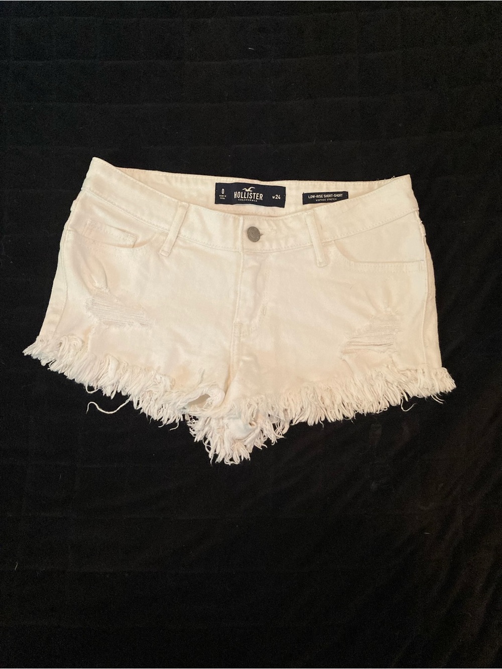 Hollister Vintage Y2K Distressed White Frayed Hem Low Rise Jean Shorts Size 0/24